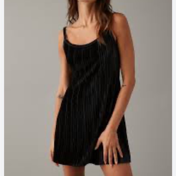 AE American Eagle Black Velvet Mini Dress Little Black Dress size Large - Picture 2 of 10